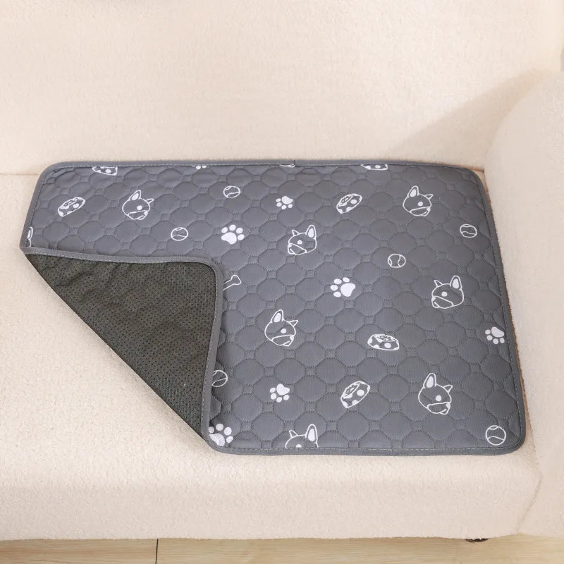 Alèse absorbante et réutilisable pour chien – Tapis d'apprentissage de la propreté lavable, tapis de sol ou protection de siège auto pour animaux