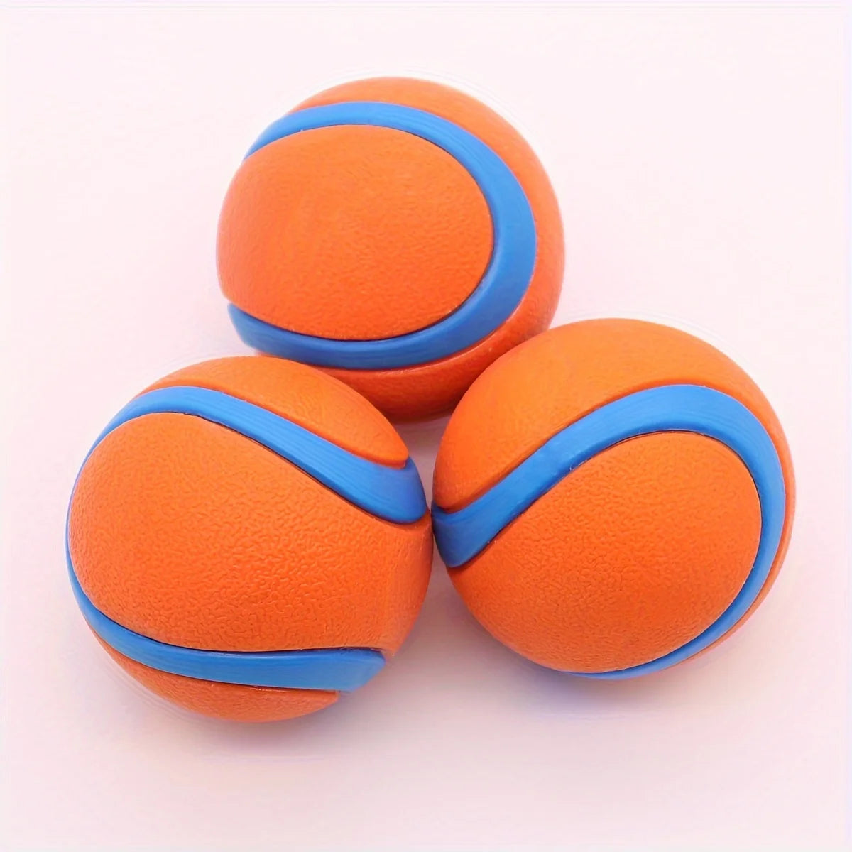 Balle à mâcher durable en silicone pour chien – Jouet interactif pour races moyennes, nettoyage des dents et plaisir de jeu