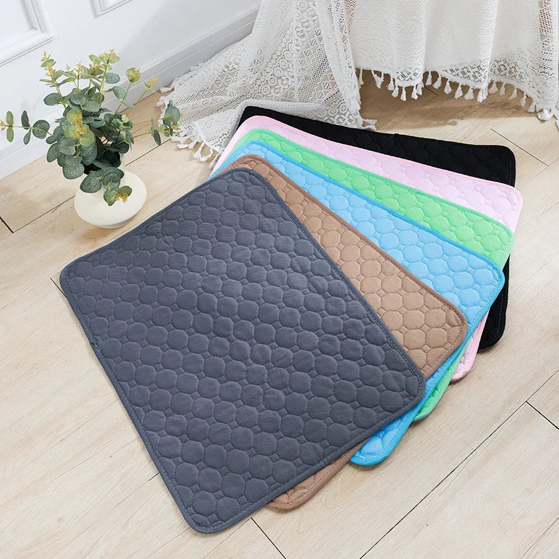 Alèse absorbante et réutilisable pour chien – Tapis d'apprentissage de la propreté lavable, tapis de sol ou protection de siège auto pour animaux