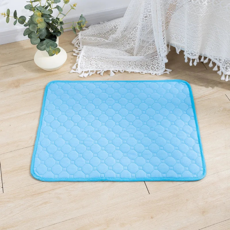 Alèse absorbante et réutilisable pour chien – Tapis d'apprentissage de la propreté lavable, tapis de sol ou protection de siège auto pour animaux