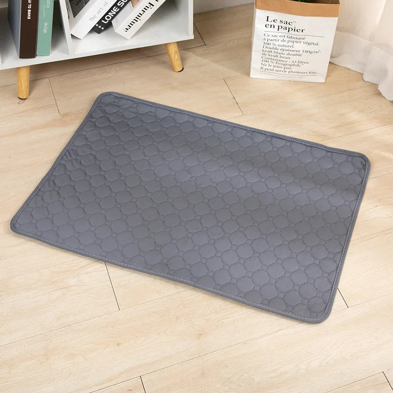 Alèse absorbante et réutilisable pour chien – Tapis d'apprentissage de la propreté lavable, tapis de sol ou protection de siège auto pour animaux