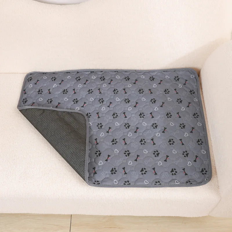 Alèse absorbante et réutilisable pour chien – Tapis d'apprentissage de la propreté lavable, tapis de sol ou protection de siège auto pour animaux
